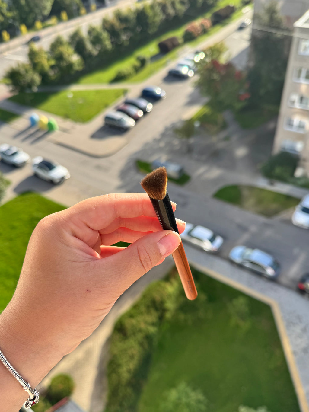 Angled Concealer & Highlight Brush D17