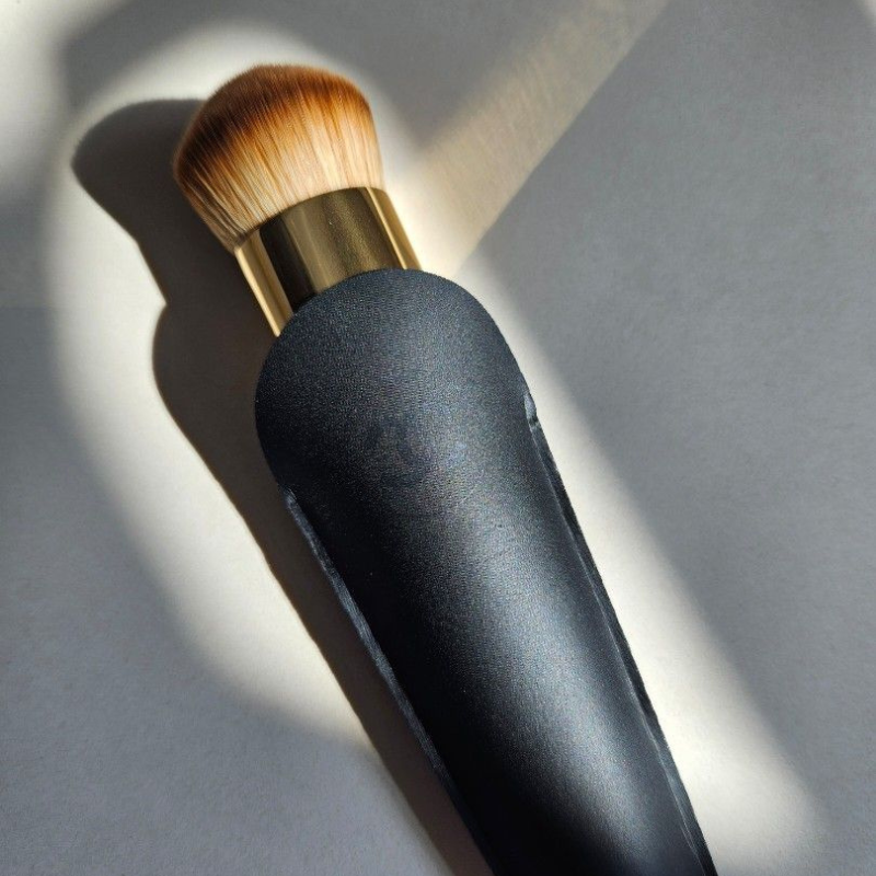 Chanel Foundation Brush